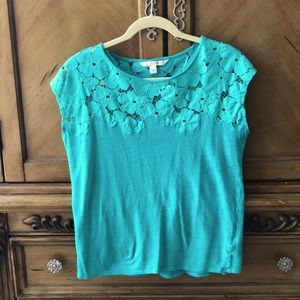 Lauren Conrad teal top - lace flowers